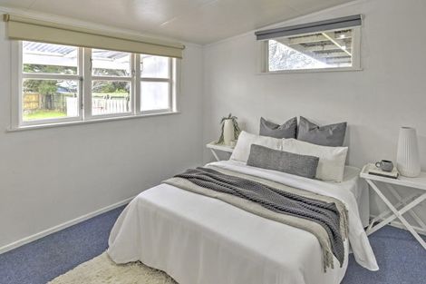 Photo of property in 37 Brandon Street, Featherston, 5710