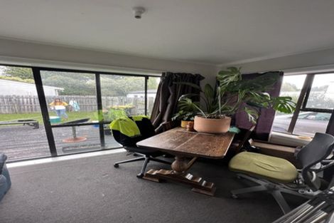 Photo of property in 32 Curletts Road, Sockburn, Christchurch, 8042