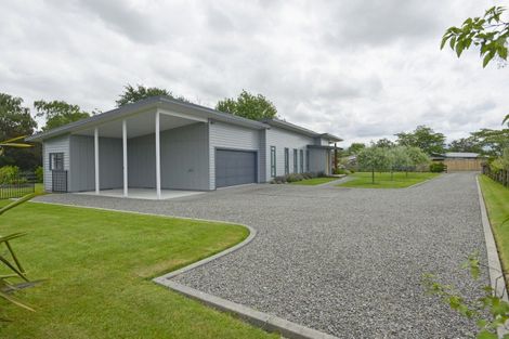 Photo of property in 40b Richmond Road, Carterton, 5713