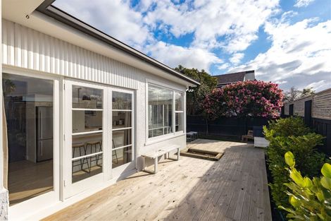 Photo of property in 7c Avonhead Road, Avonhead, Christchurch, 8042