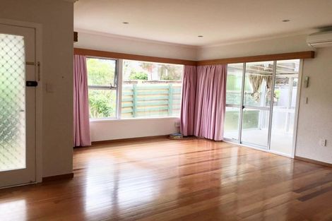 Photo of property in 3/15 Taharoto Road, Takapuna, Auckland, 0622