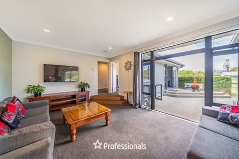 Photo of property in 8 Tuhua Lane, Brown Owl, Upper Hutt, 5018