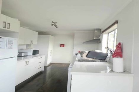 Photo of property in 202 Manuka Road, Bayview, Auckland, 0629