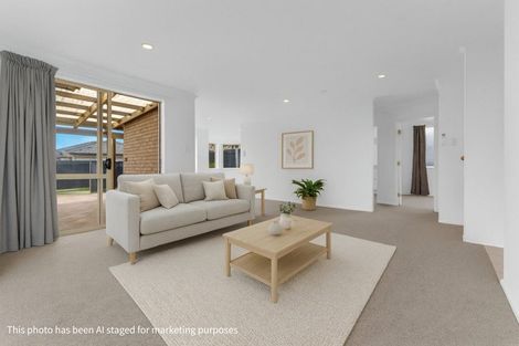 Photo of property in 5 Natasha Lane, Henderson, Auckland, 0612