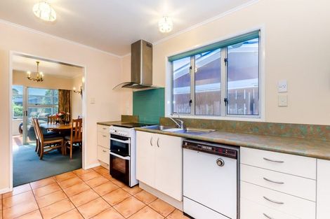 Photo of property in 15 Park Avenue, Waikanae, 5036