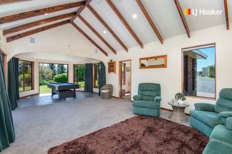 Photo of property in 135 Chain Hills Road, Chain Hills, Dunedin, 9076