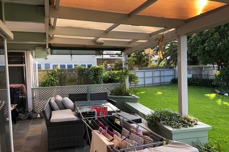 Photo of property in 41 Riverlea Avenue, Pakuranga, Auckland, 2010