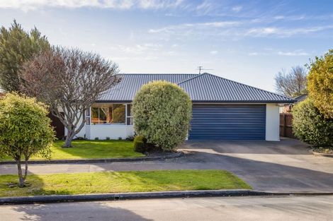 Photo of property in 10 Beauford Place, Parklands, Christchurch, 8083