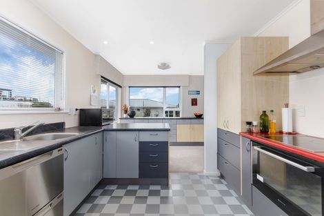 Photo of property in 3 Manitoba Place, Kingston, Wellington, 6021