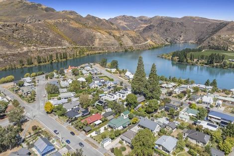 Photo of property in 20 Donegal Street, Cromwell, 9310