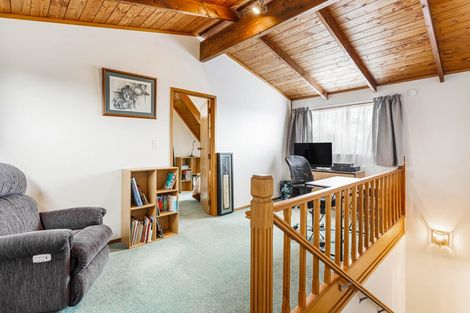 Photo of property in 14a Chablis Place, Henderson, Auckland, 0612