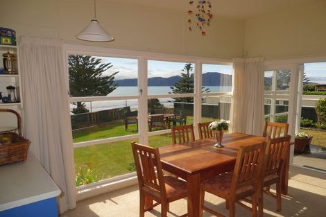 Photo of property in 16 Arawa Street, Raumati Beach, Paraparaumu, 5032