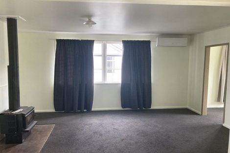 Photo of property in 39 Sare Crescent, Fairfield, Hamilton, 3214