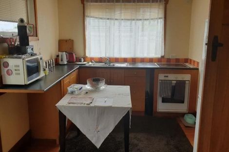 Photo of property in 115 Woodglen Road, Glen Eden, Auckland, 0602