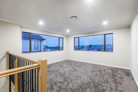 Photo of property in 17 Tawatawa Street, Long Bay, Auckland, 0630