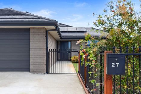 Photo of property in 27 Leet Crescent, Papamoa Beach, Papamoa, 3118