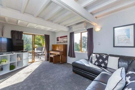 Photo of property in 2/26 Capilano Place, Glenfield, Auckland, 0629