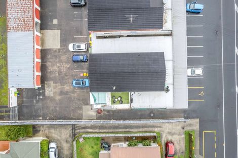 Photo of property in 247 Henderson Valley Road, Henderson, Auckland, 0612