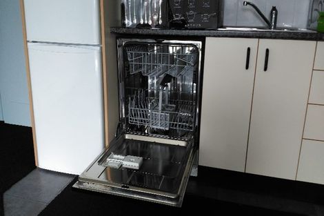 Photo of property in 28 Orontes Street, Shirley, Christchurch, 8013