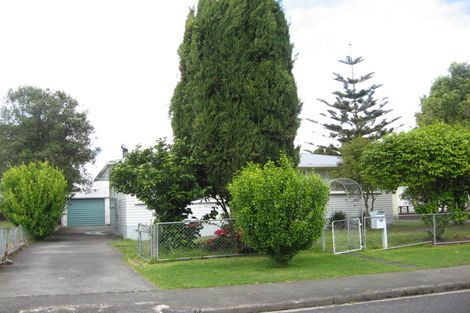 Photo of property in 10 Tairere Crescent, Rosehill, Papakura, 2113