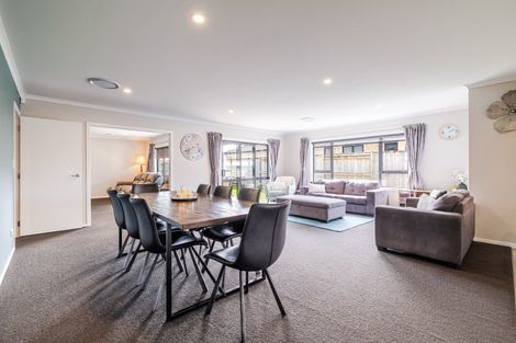 Photo of property in 75 Pharazyn Street, Feilding, 4702