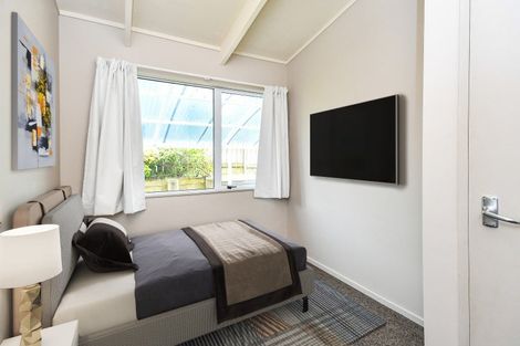 Photo of property in 80a Arimu Road, Papakura, 2110