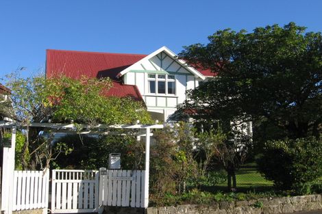 Photo of property in 28 Fitzroy Road, Bluff Hill, Napier, 4110