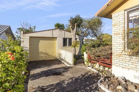 Photo of property in 5 Crane Street, Mount Maunganui, 3116
