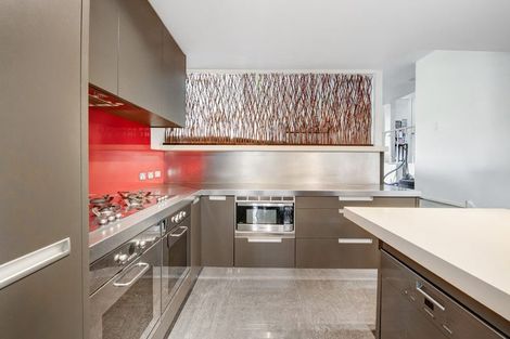 Photo of property in 30 Unsworth Drive, Unsworth Heights, Auckland, 0632