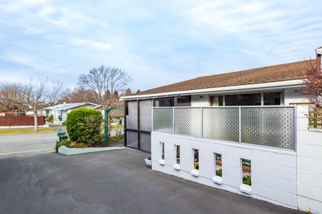 Photo of property in 1/48 Kitchener Square, Highfield, Timaru, 7910