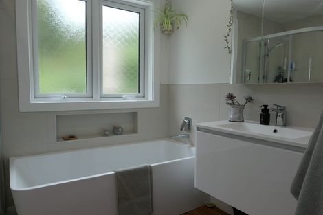 Photo of property in 57 Tilley Road, Paekakariki, 5034