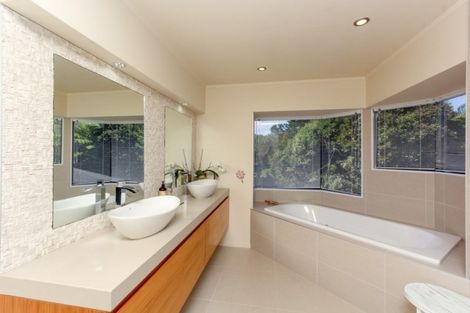 Photo of property in 371b Mangorei Road, Merrilands, New Plymouth, 4312