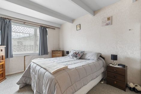 Photo of property in 7 Cracroft Street, Waitara, 4320