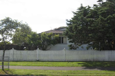 Photo of property in 63 Burundi Avenue, Clendon Park, Auckland, 2103