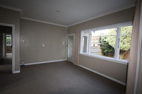Photo of property in 12 Montgomery Terrace, Hokowhitu, Palmerston North, 4410