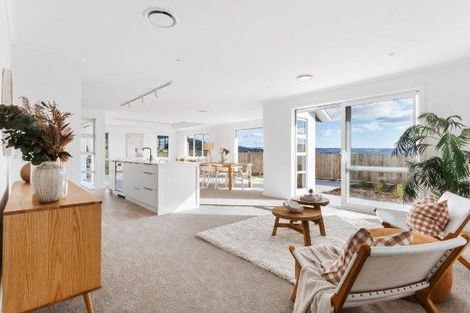 Photo of property in 20 Pukatea Crescent, Owhata, 3010