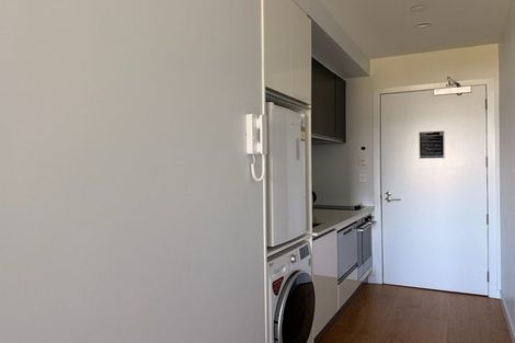 Photo of property in Frank Sargeson Apts, 105/74 Anzac Street, Takapuna, Auckland, 0622