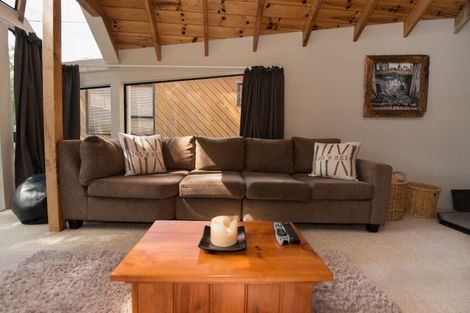 Photo of property in 2/27 Totara Street, Ohakune, 4625