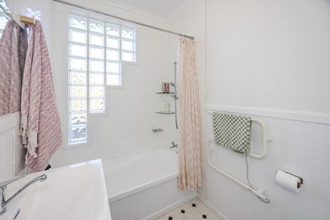 Photo of property in 8a Clyde Street, Oamaru North, Oamaru, 9400