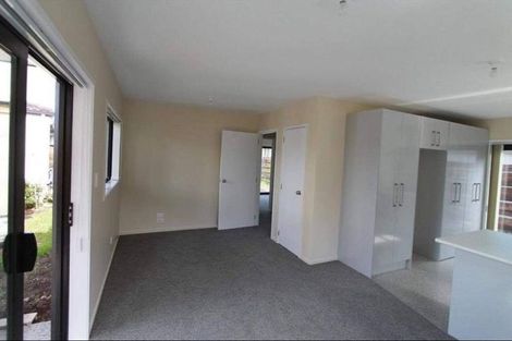 Photo of property in 52a Rimu Street, New Lynn, Auckland, 0600