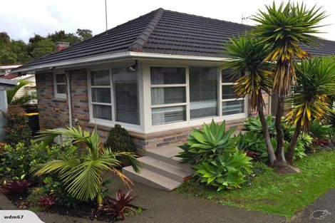 Photo of property in 1/303 Lake Road, Hauraki, Auckland, 0622