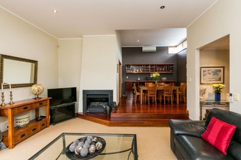 Photo of property in 305 Church Road, Greenmeadows, Napier, 4112
