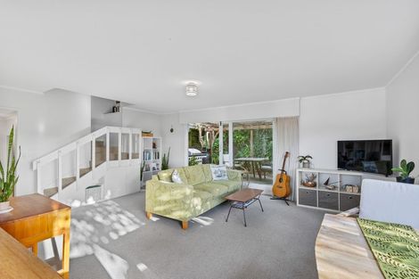 Photo of property in 2/84 Glenvar Road, Torbay, Auckland, 0630