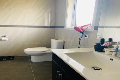 Photo of property in 23 Reelick Avenue, Pakuranga Heights, Auckland, 2010