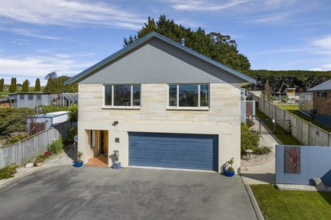 Photo of property in 4 Leven Street, South Hill, Oamaru, 9400