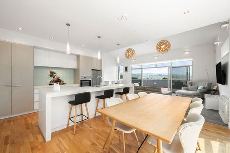 Photo of property in 4 Kastos Way, Strathmore Park, Wellington, 6022