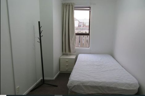 Photo of property in 35 Bay Street, Petone, Lower Hutt, 5012