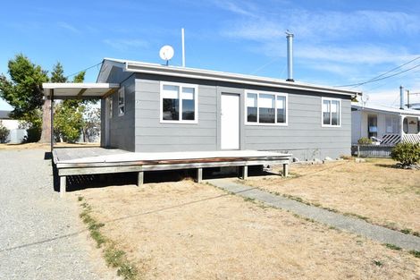 Photo of property in 2 Hopkins Road, Twizel, 7901