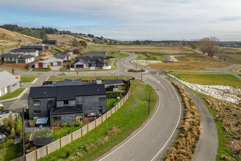 Photo of property in 5 Betty Roberts Lane, Cracroft, Christchurch, 8022