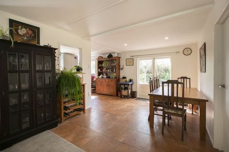 Photo of property in 1021 Old North Road, Waimauku, 0882